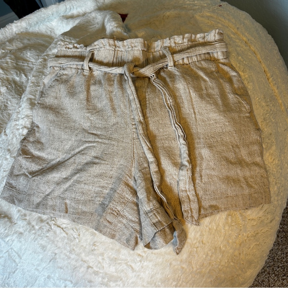 Old Navy Linen-blend High Waisted Tan Shorts - Size 6